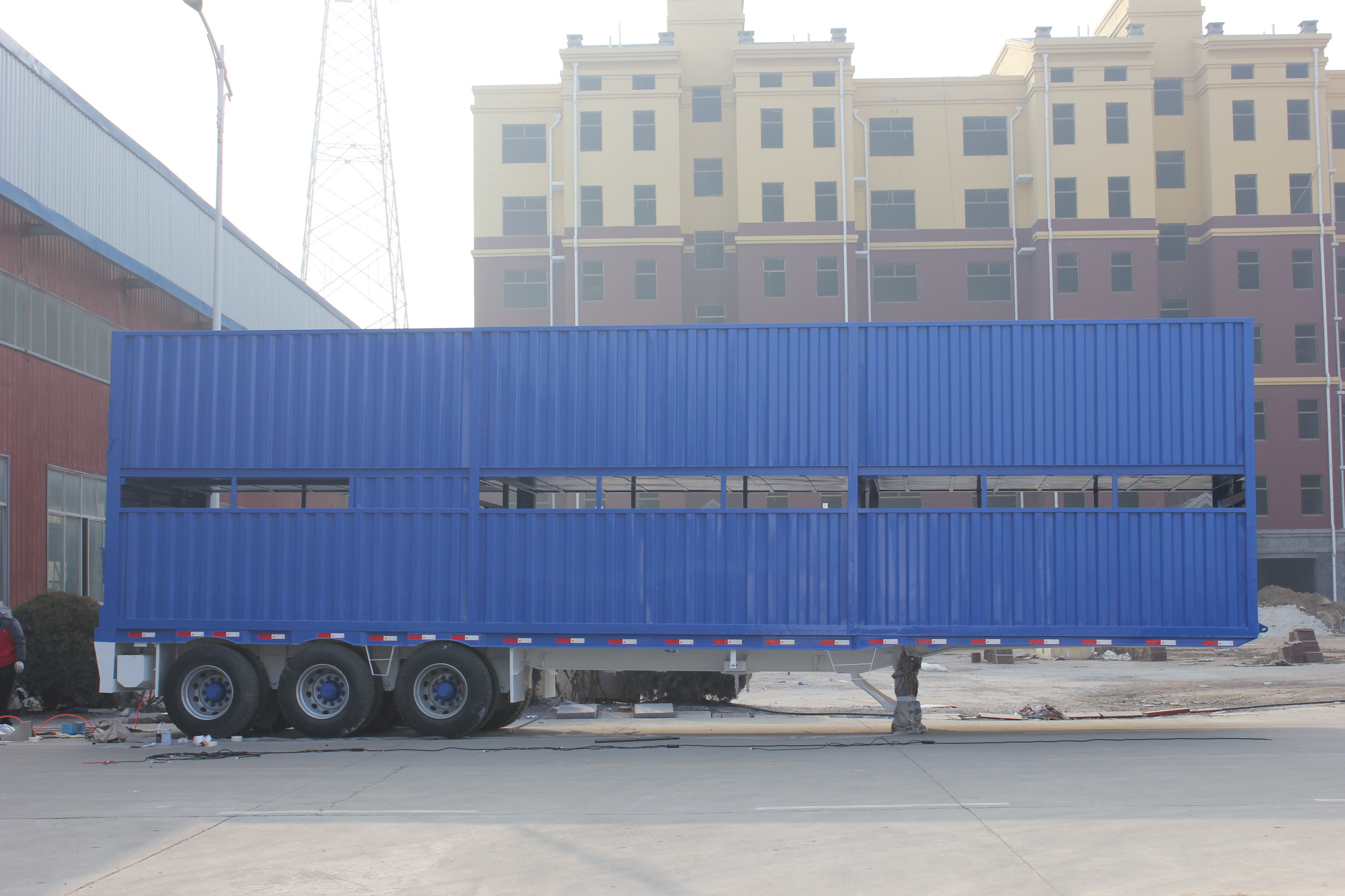 Double Deck 3-axle Steel Animal Transport Storehouse Bars Semi Trailer Superior Design