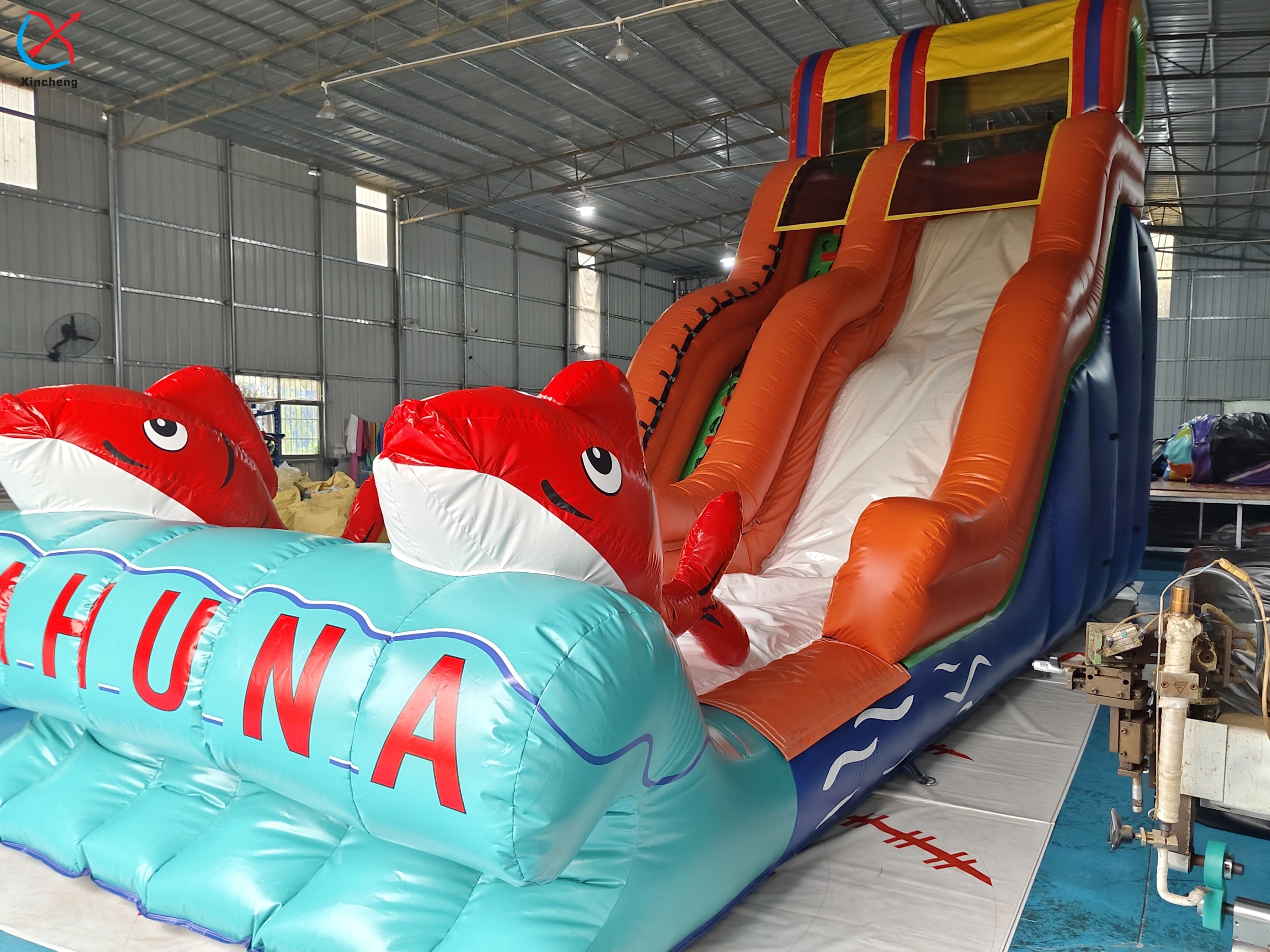 Factory Commercial Goldfish Inflatable Slide Inflatable Dry Slides For Outdoor
