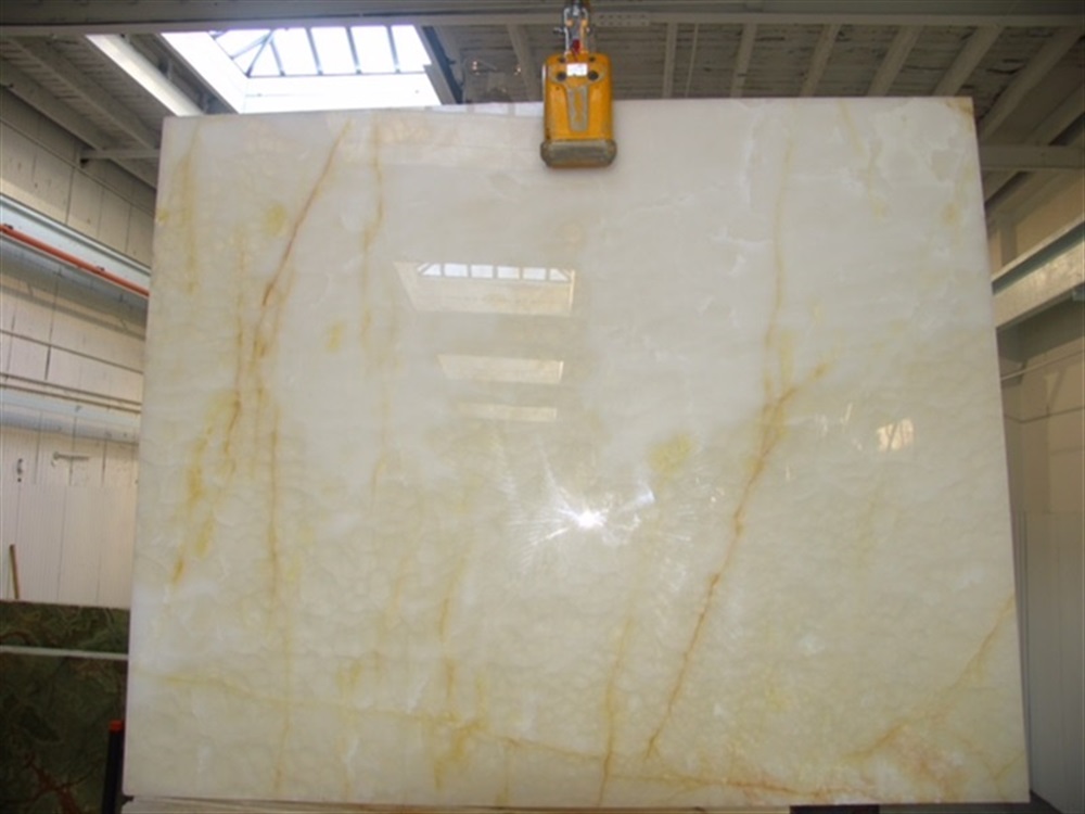 Popular Beautiful Backlit White Onyx Stone Slab For Floor / Wall / Countertop