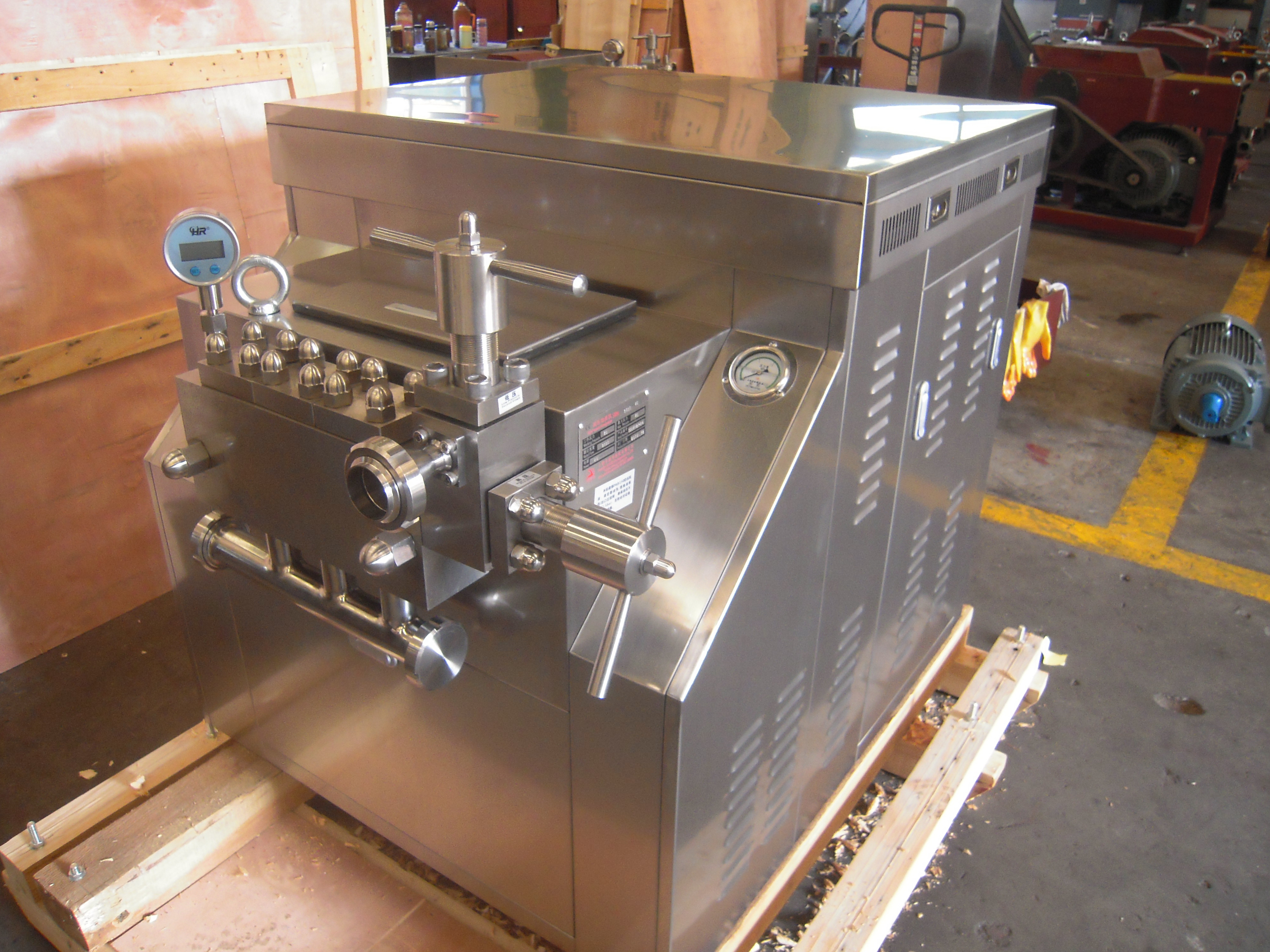  High Shearing Efficiency Juice Homogenizer Pneumatic Control System Manufactures