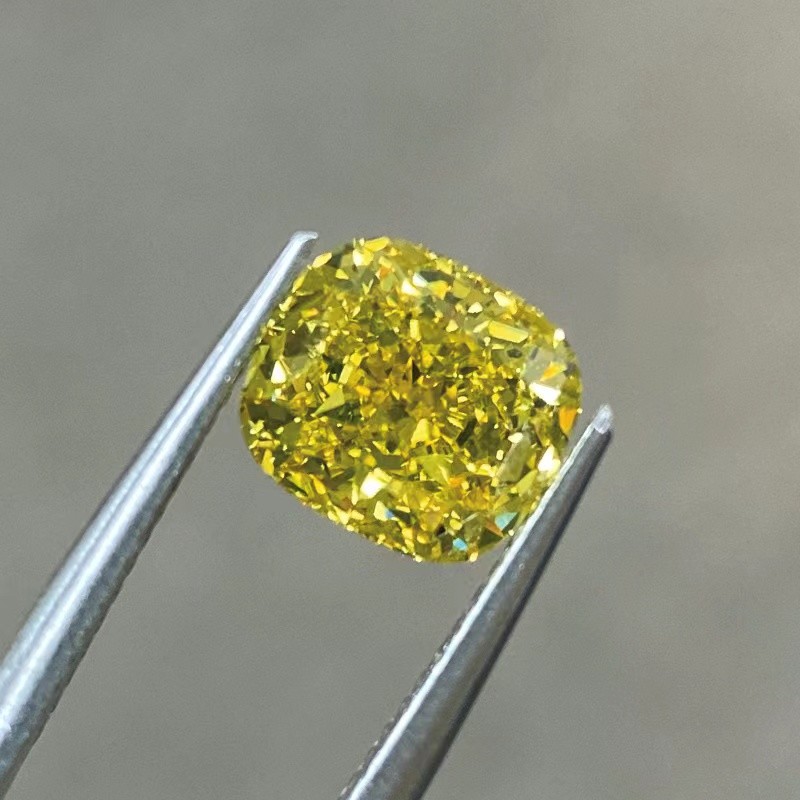 HPHT Synthetic Loose Lab Created Fancy Vivid Yellow Diamond Cushion Cut 3.51ct