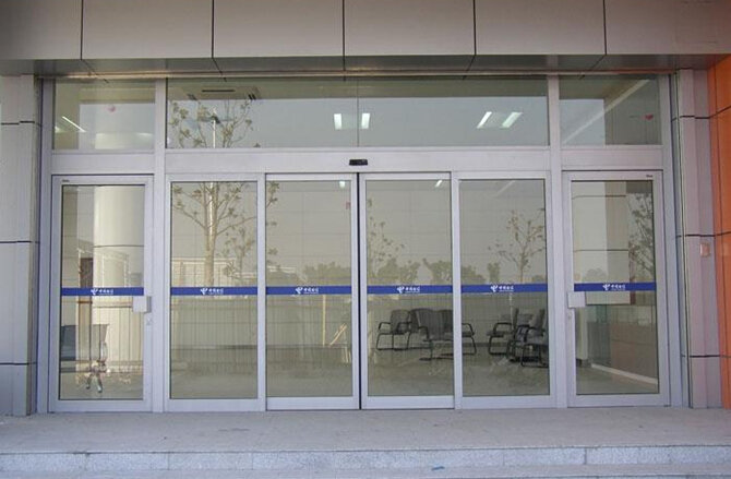 24V Automatic Sliding Door Motor with Silent Working / Square Brushless DC Motor