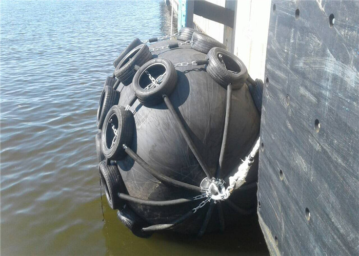 9m Length 50kPa 80kPa Marine Pneumatic Rubber Fender