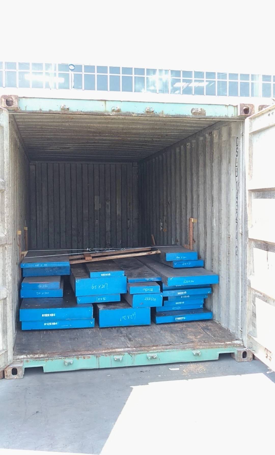 package-img