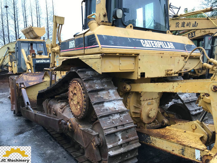Excellent Condition Used Cat Bulldozer D6R With Original Cat 3 Shank Ripper 123.1 Kw