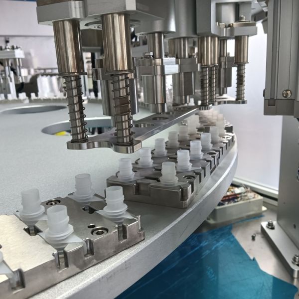 PLC Control System Cap Screwing Automatic Assembly Machine With High Qualified