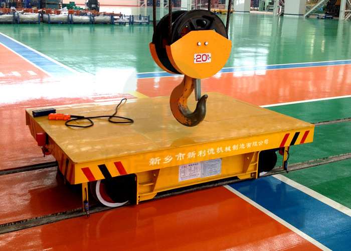 4 wheel electric car new design running on rails for workshop handling