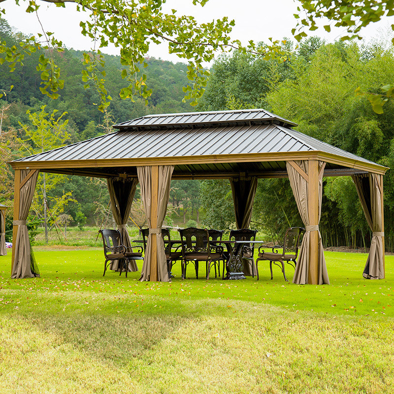 Hardtop Gazebo Canopy With Polycarbonate Roof And Aluminium Frame
