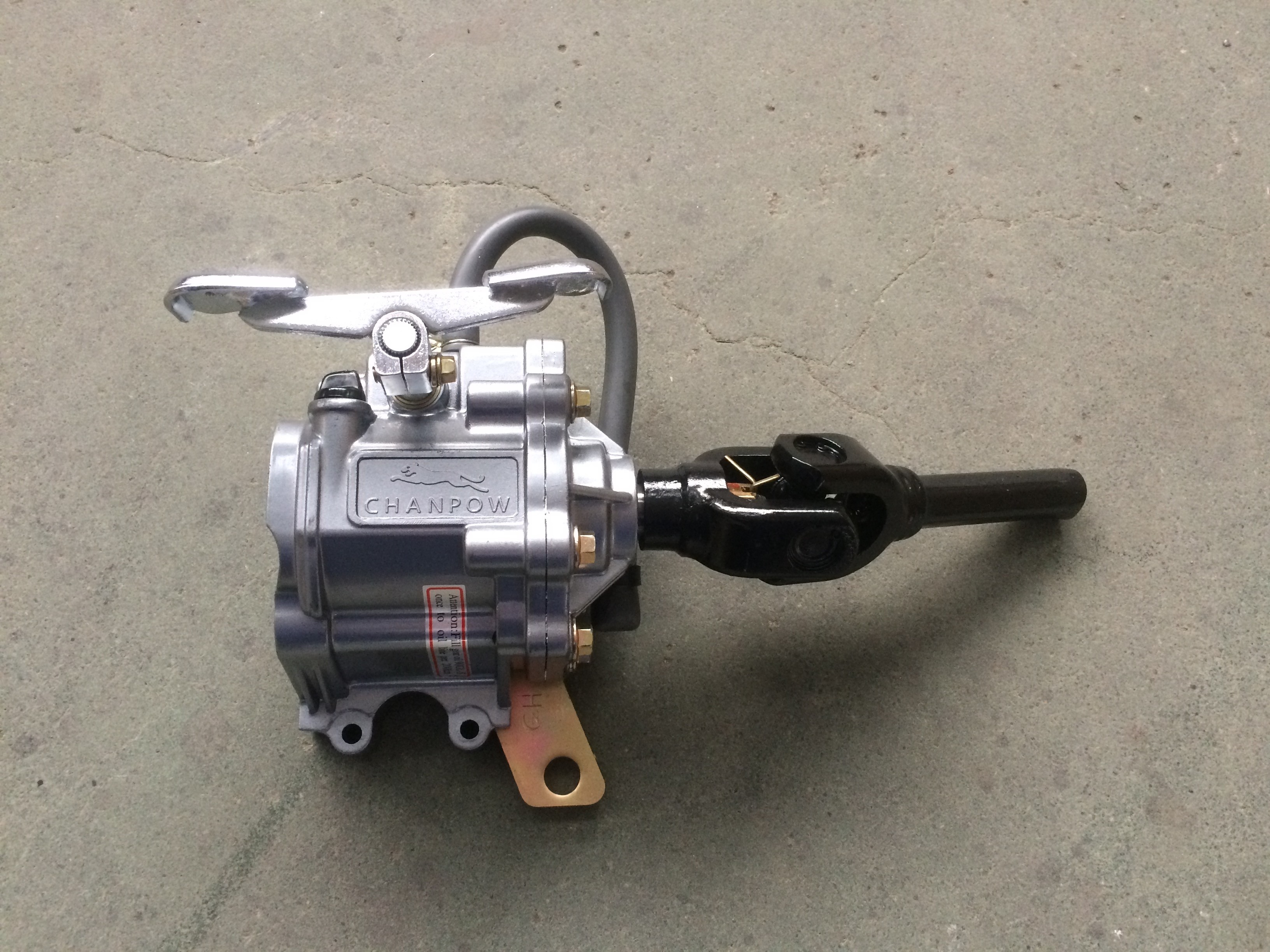Shining Motor Tricycle Reverse Gearbox , Precision Chanpow Trike Reverse Gear