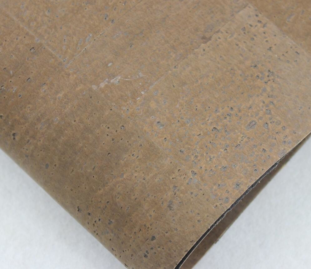 Factory direcly 1.35m Width Resistant Nature Cork Fabric/Leather with Brown Color for Bag Making