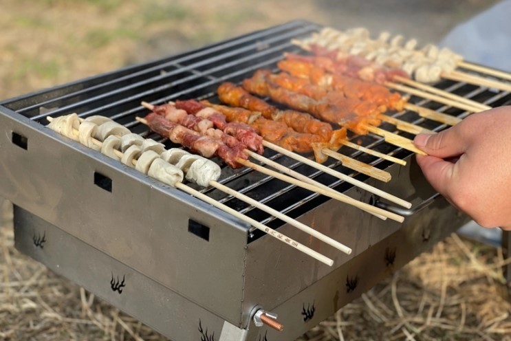Non Stick Barbecue Wire Mesh , Grill Metal Mesh Heat Resistance
