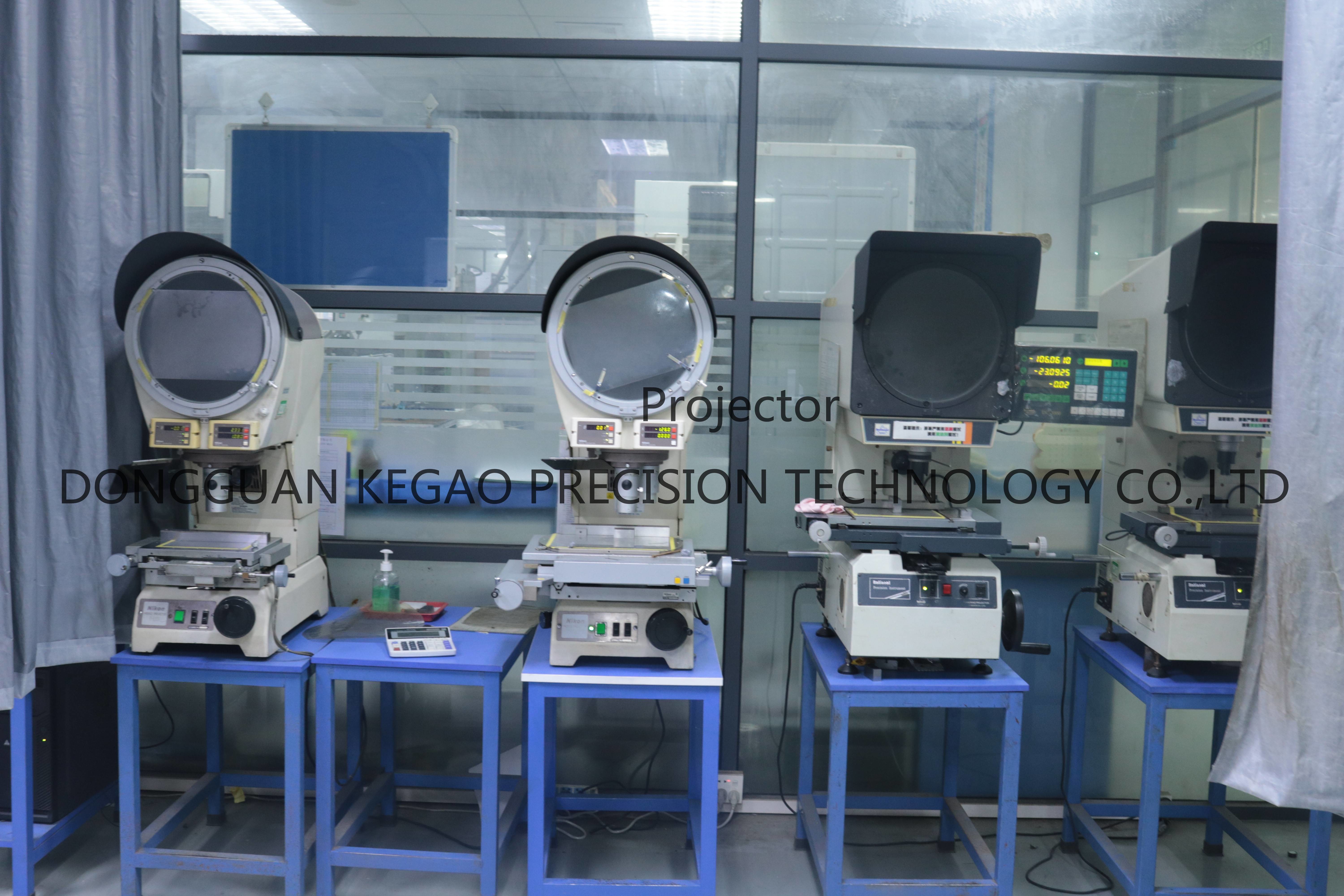 BOHLER M333 Medical Device Molding , Round Core Injection Molding
