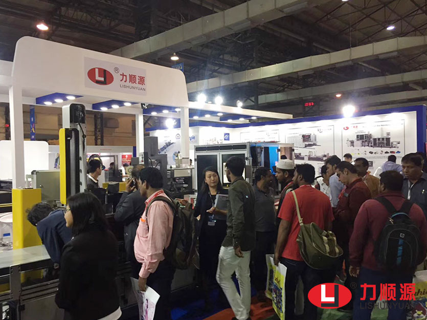 Visual Positioning Machine For Case Making Book Cover Box Lining Package Box Maker Mchine