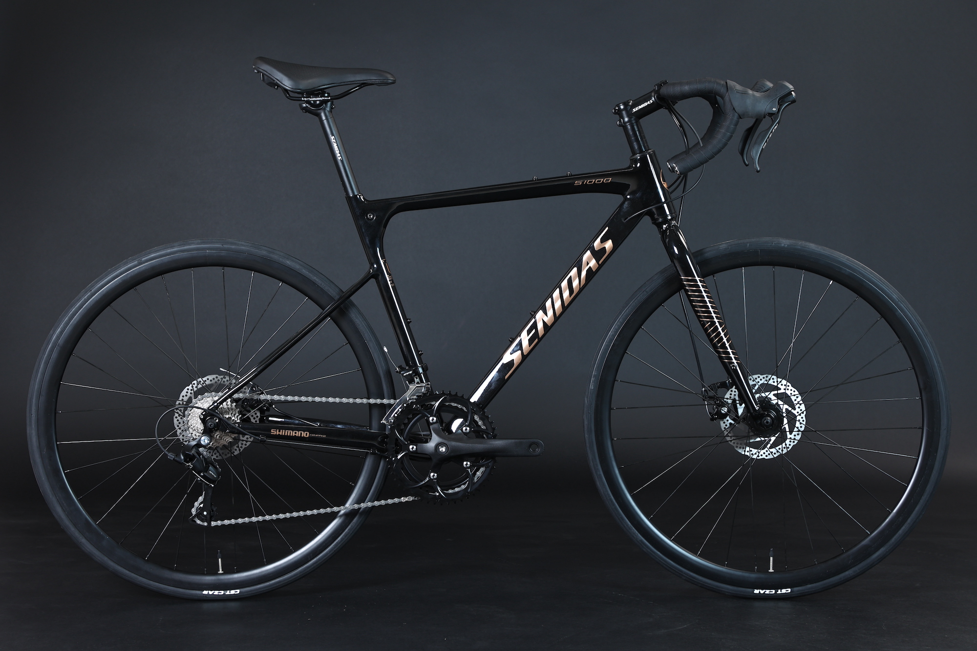 Carbon Fiber Welding Road Bike 700C 2*9s 1*9s AL Frame Nice Shape AL Hub And 10kg