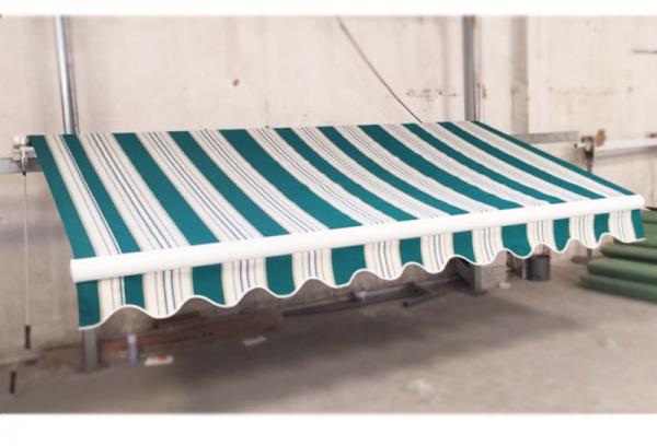 Gear box for hand control retractable awnings/ awning components / awning accessories / awning parts
