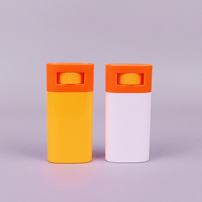 Bottom Filling 20g Refillable Deodorant Containers Round Deodorant Tubes For Moisturized