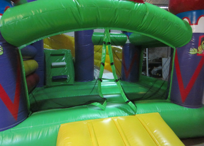 Simple Garden Bouncy Castle Double Stitching , Digital Printing Infant Bounce House