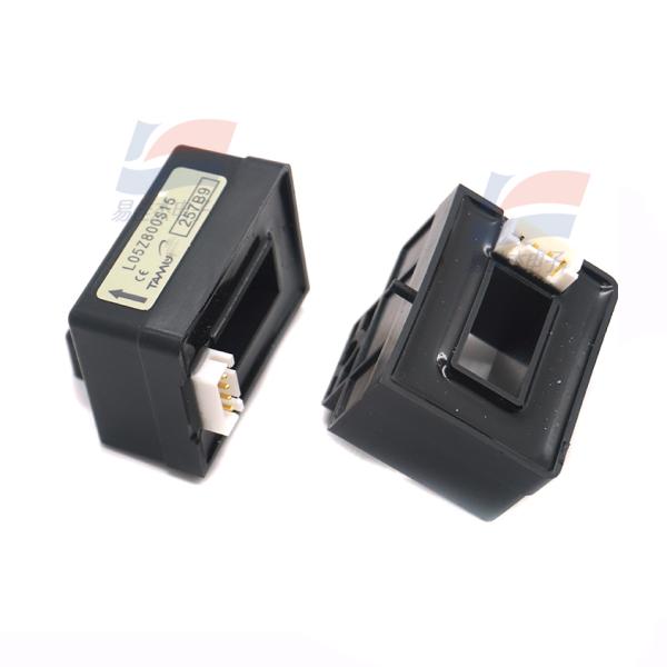 YJJ L05Z800S15 Hall Effect Current Sensor Is Used For Solar/Wind Power Inverters