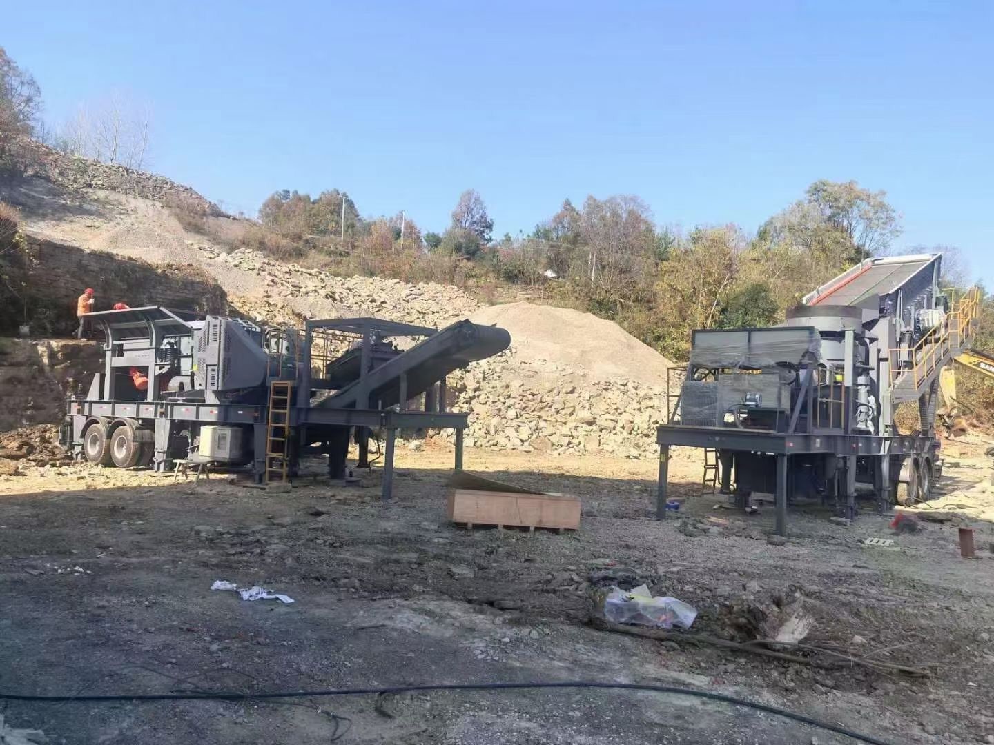 Various Models Impact Jaw 90TPH-650TPH Mobile Crusher Plant