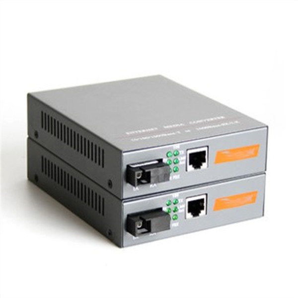 100M Single Mode Fiber Transceiver SC Port Built In Power Supply