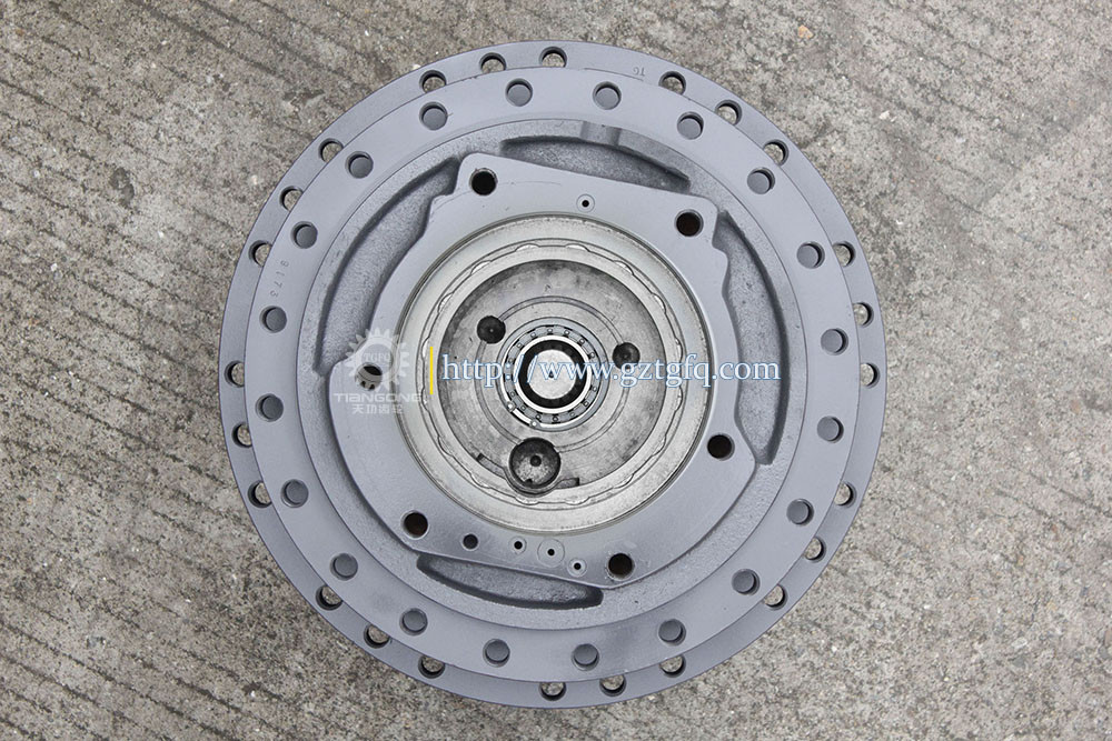 R290-3 R300-5 3550D-01A Excavator Travel Gearbox Spare Parts