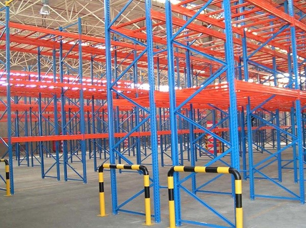 China Easy Assemble Heavy Duty Selective Pallet Rack Adjustable Steel Structure on sale