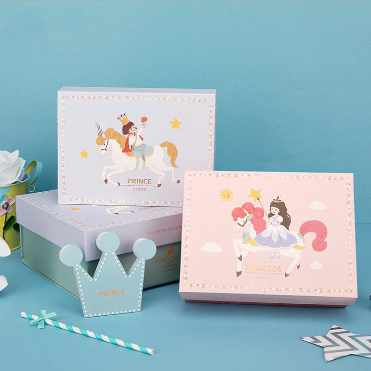Paperboard Baby Dress Gift Box , Recyclable Custom Garment Boxes