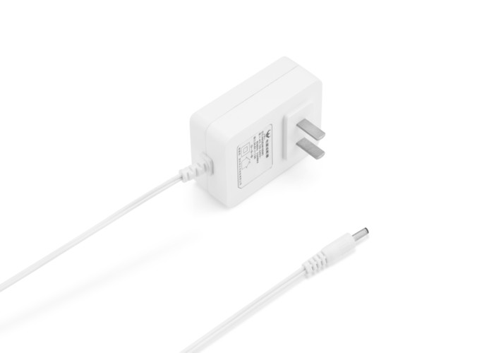 Safe Medical Grade AC Adapter 2A with Auto recovery Overload Protection