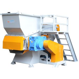China Small Recycled Waste Plastic Shredder Machine Rotational Moulding on sale