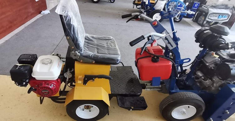16km/H 55HP Gasoline Engine Booster Driver For Road Marking Equipment