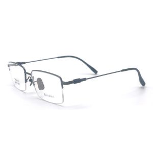 TD033 Rectangle eye shape titanium frame engineered with precision