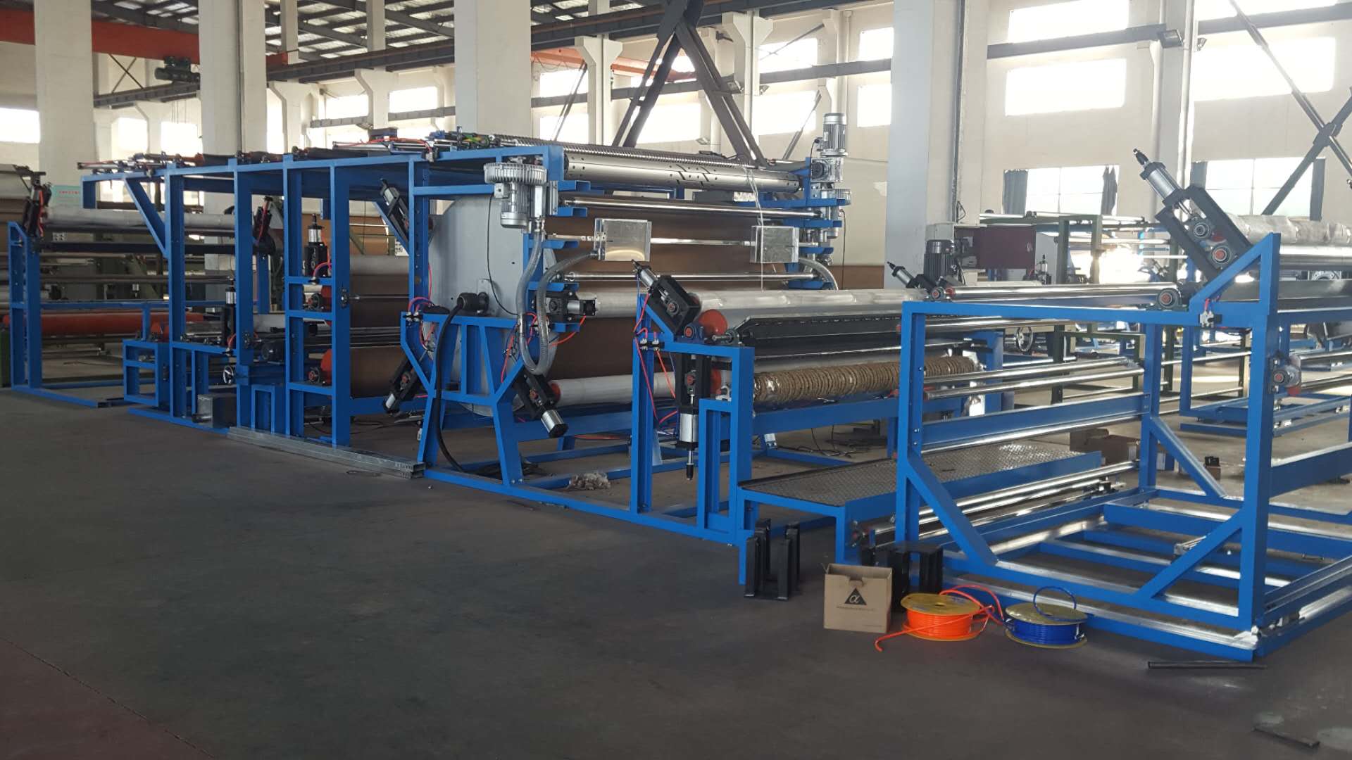 1200-2200mm Max Width Fabric to Foam Film Laminating Machine with Foam Base Material