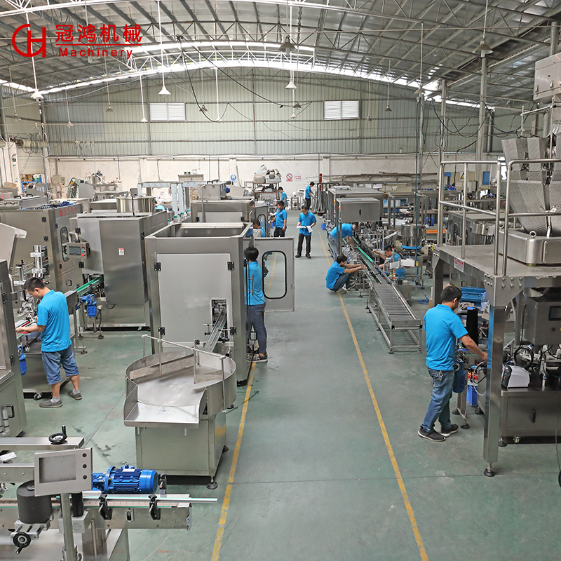 Paper Packaging Material 5 Nozzle Automatic Liquid Filling Machine for Chemical Products