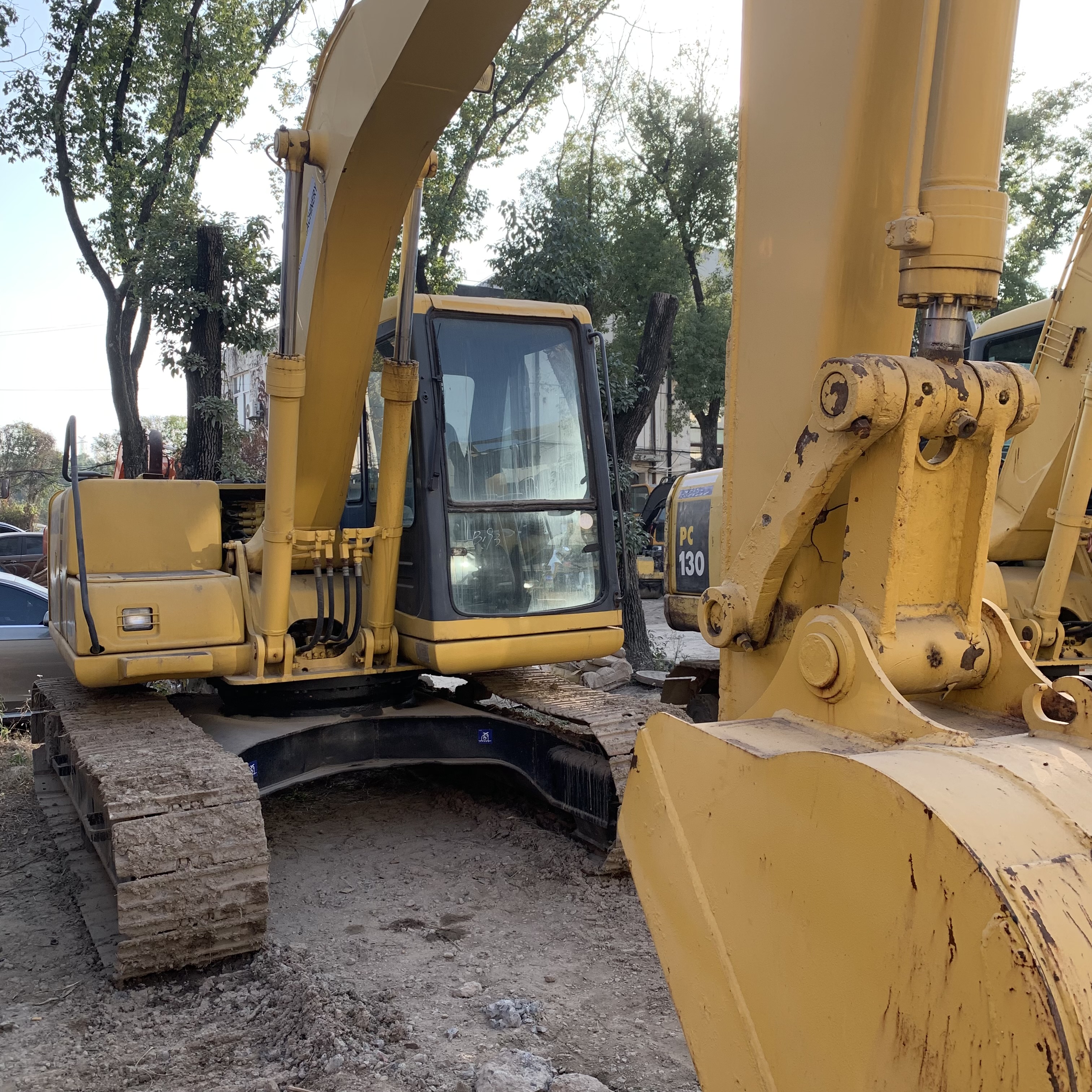 Low Working Hours Good Condition Komatsu PC120-6 Excavator with Original Hydraulic Pump