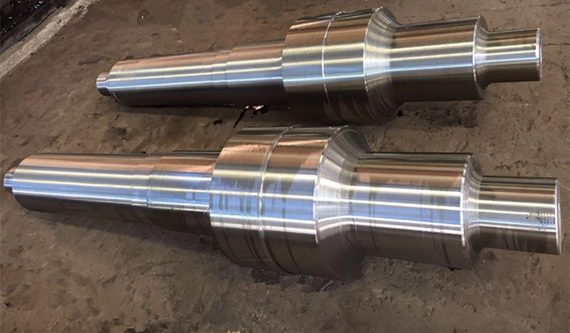 Forged Roll Steel Shaft 42CrMo Dia300 x L 2500mm for Steel Rolling Production Line