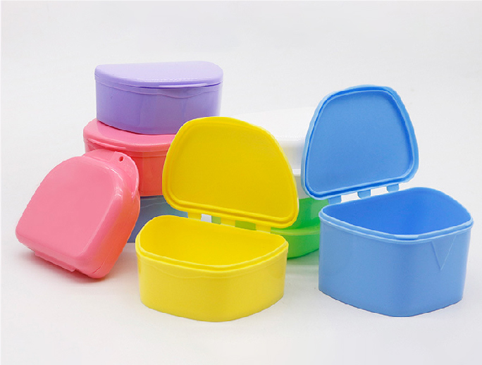 Clean Care Denture Cleaner Brush And Retainer Holder Box Denture Bath Case Cup