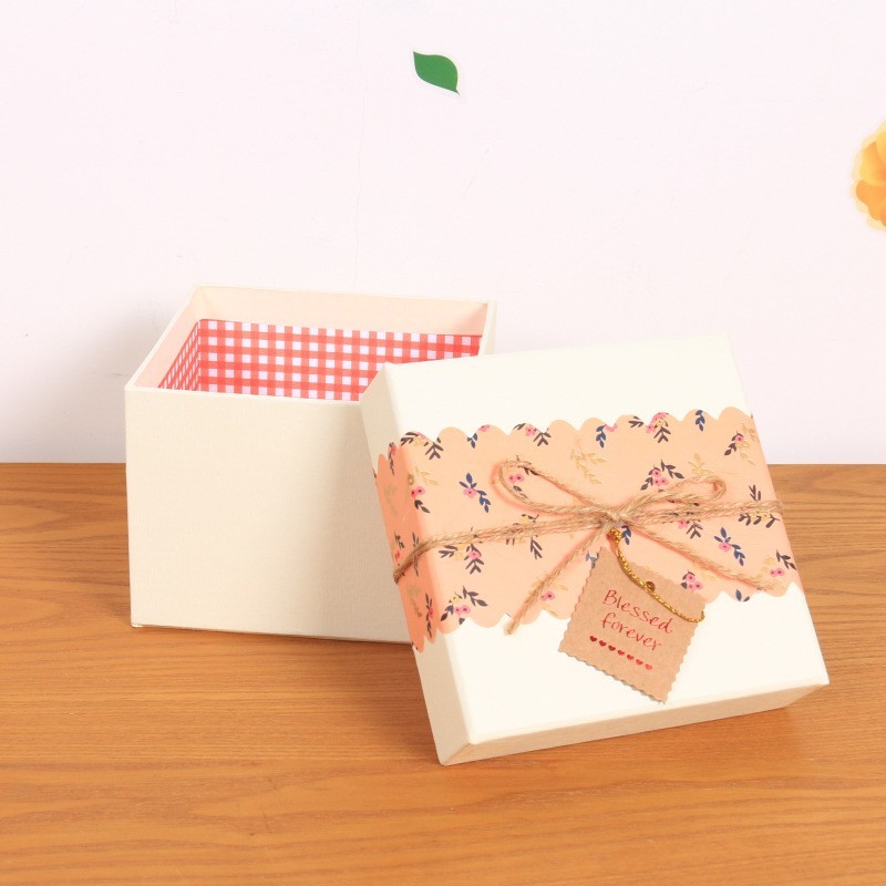 Custom Cardboard Display Boxes Classic Style Cupcake Storage Boxes , Paper Cupcake Boxes