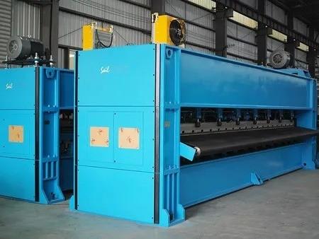 1200RPM High Speed Needle Punching Machine Heavy Structure Non Woven Production