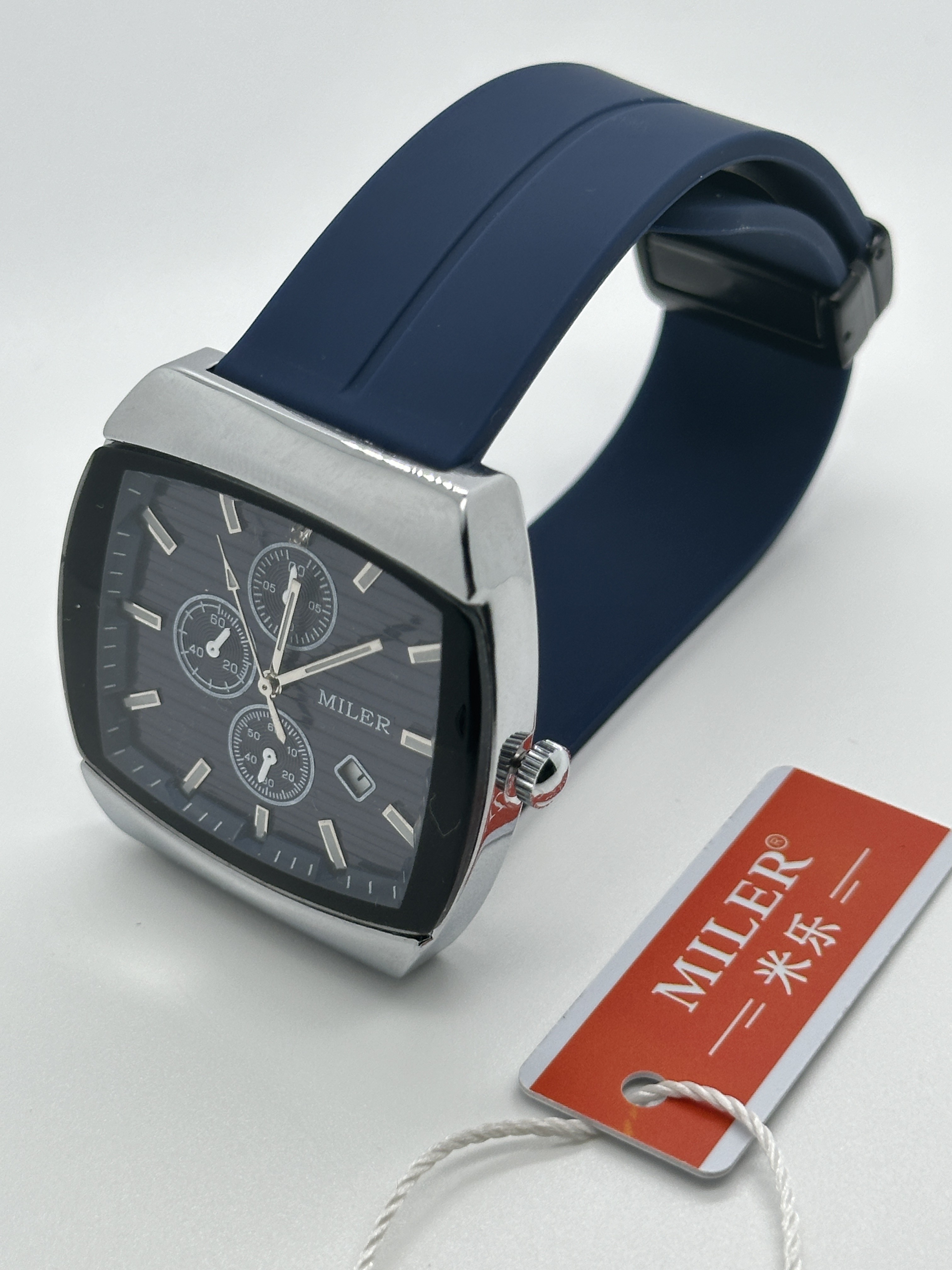 Supplier Hot Selling Man Watch Custom Logo for Promotion Stock Item from China