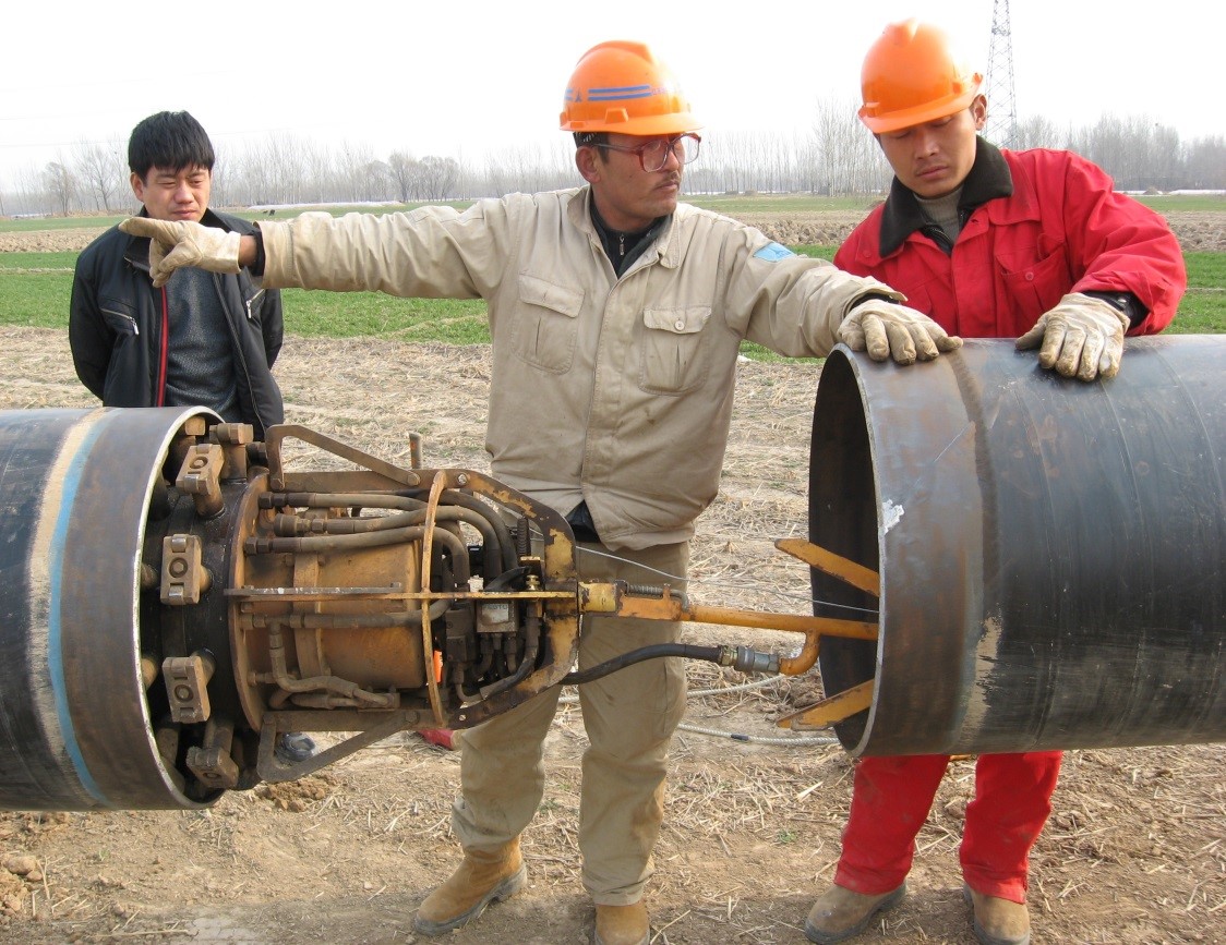 Pneumatic Internal Line-up Clamp Machine for Pipeline Construction