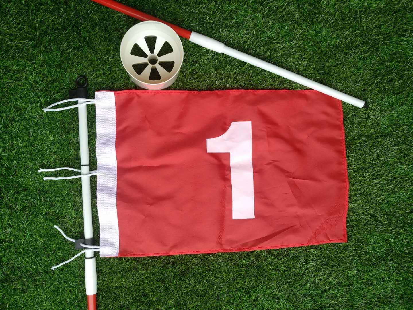 golf cup , golf cups , plastic golf cup , flag stick , flagstick , putting cup