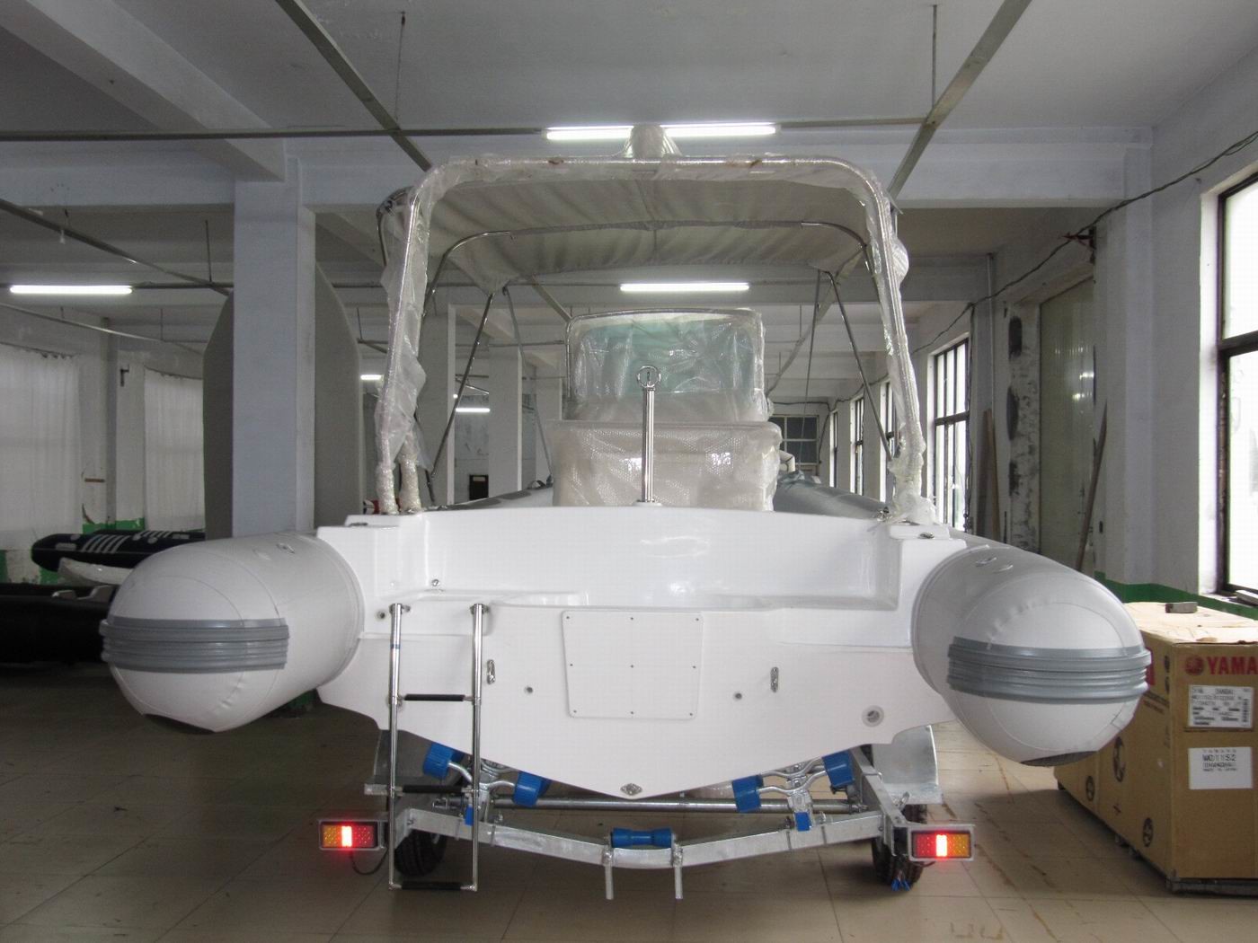 Chemical Resistance Inflatable Rigid Hull Boats Dimensional Stability 22 Ft