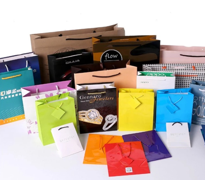 Elegant Stylish Brown Paper Carrier Bags , Colored Paper Bags With Handles