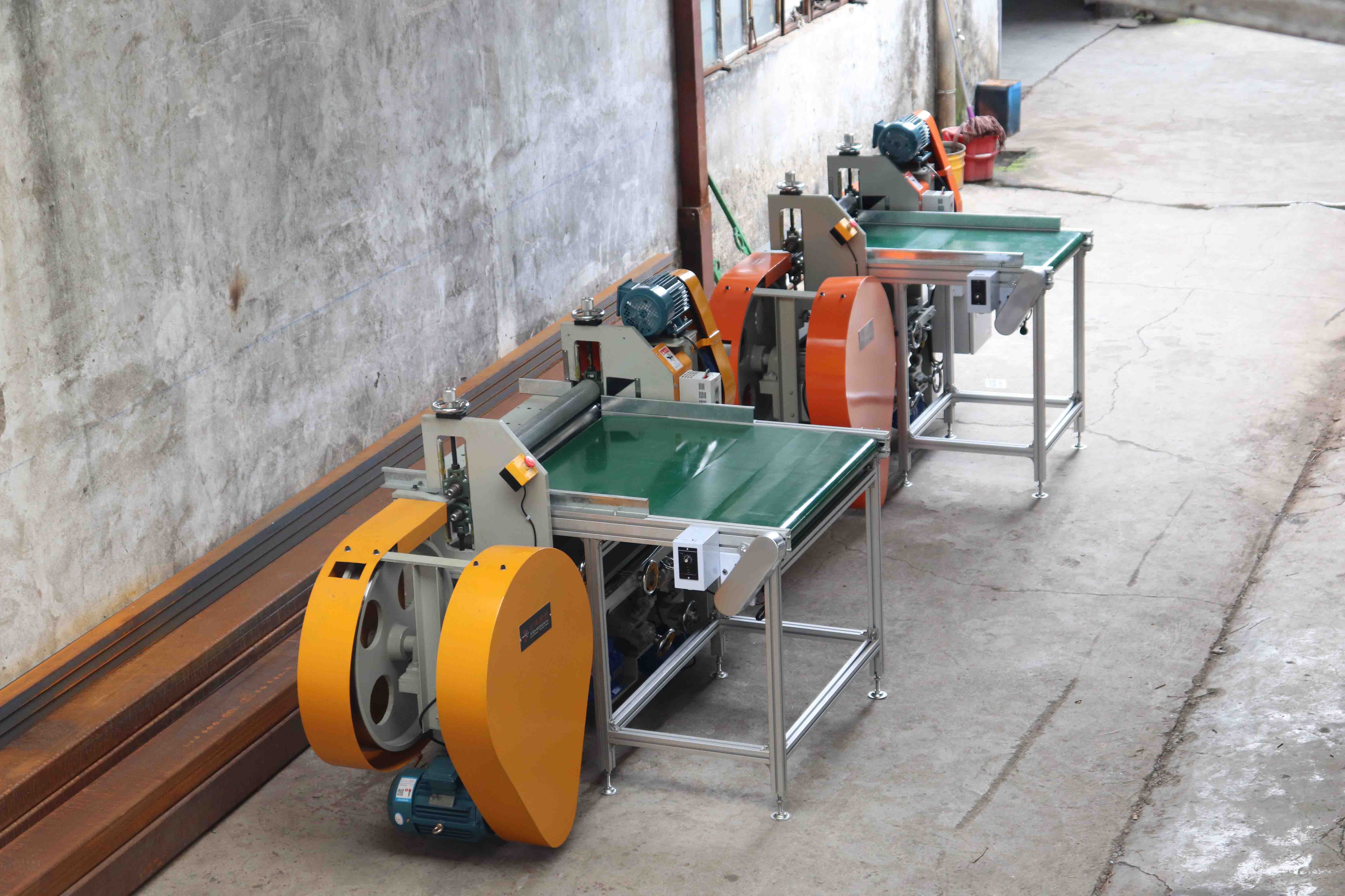 900 mm Automatic EPE EVA XPE CR EPDM Polyethylene Foam Rubber Splitting Machine 4 kW