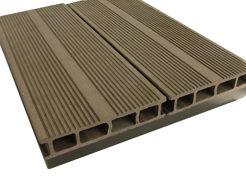 Waterproof WPC Composite Woodgrain Decking Boards for Park Garden