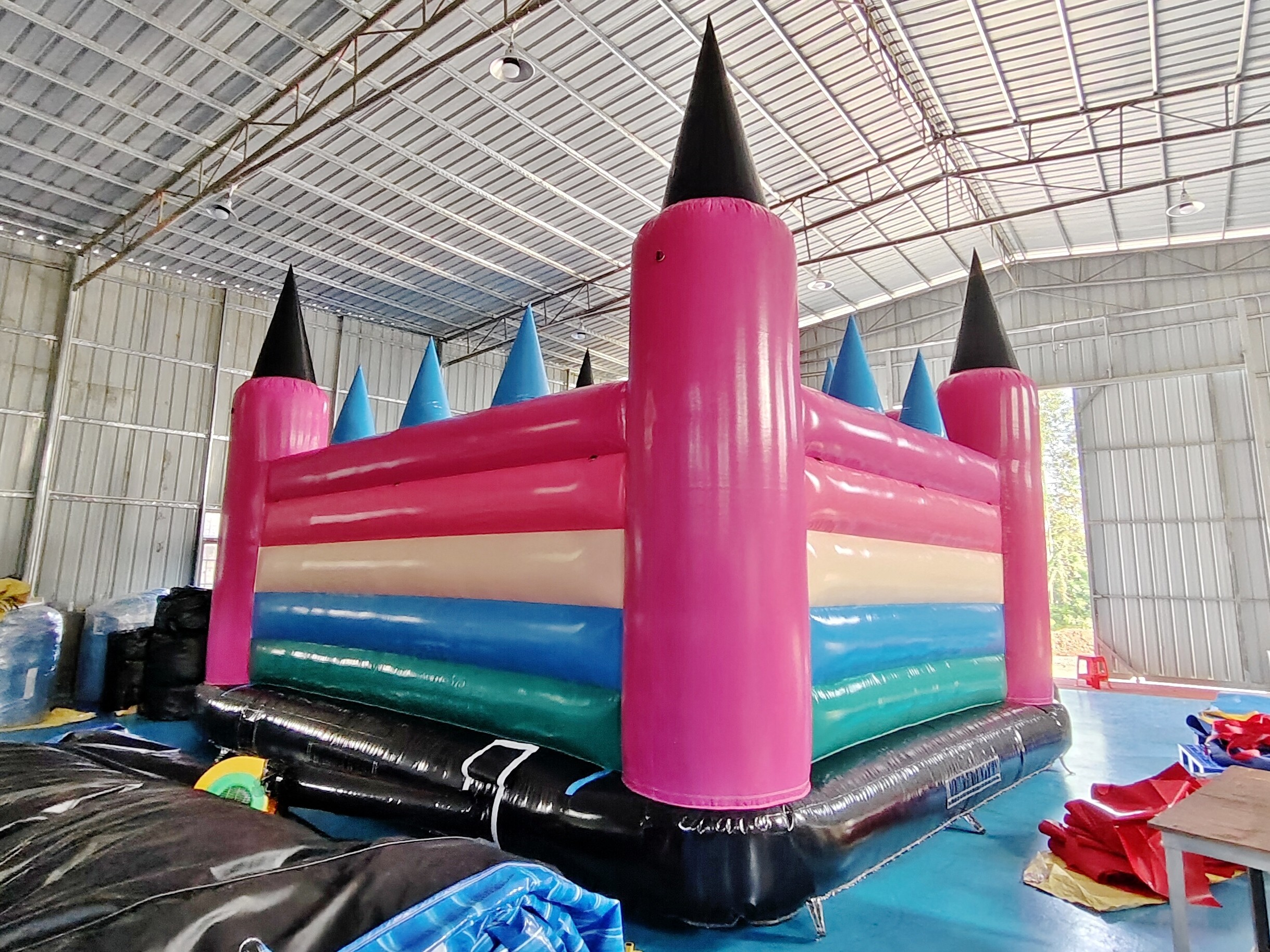 Commercial Outdoor Giant Inflatable Bounce House Colorful Wedding Inflatable Big Jumping Castle For Kids And Adults