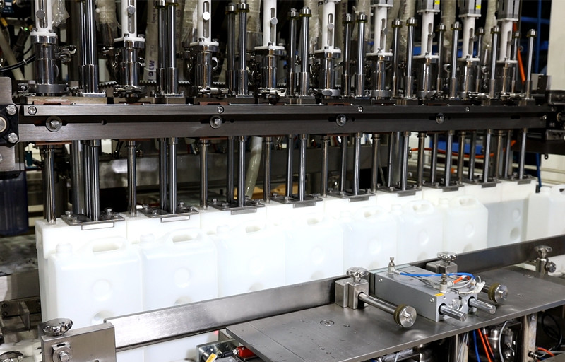 4000w Liquid Reagent Filling Capping Machine 12000bph,Pharmaceutical reagent filling and capping production line