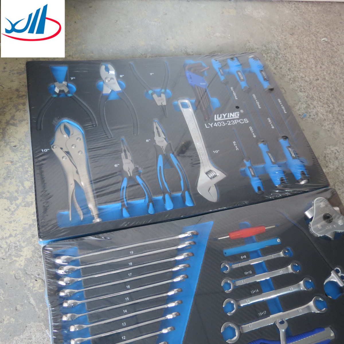 Good performance trucks and cars Maintenance tool set LY401 LY402 LY403