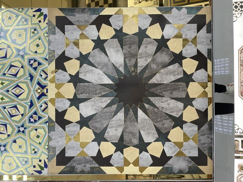 60x60cm Flower Gold Colour Floor Tiles Glazed Surface Colorful For Project Building