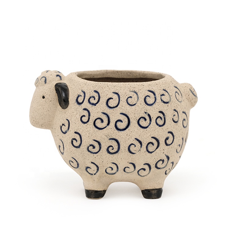 Wholesale hot sale lovely instagram 3D unique sheep succulent flower pot in pottery clay ceramic